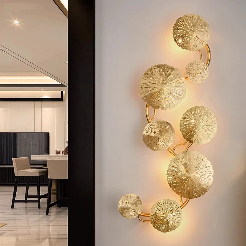 Raffinierte Wandleuchte in Blattform aus Gold – Mirage