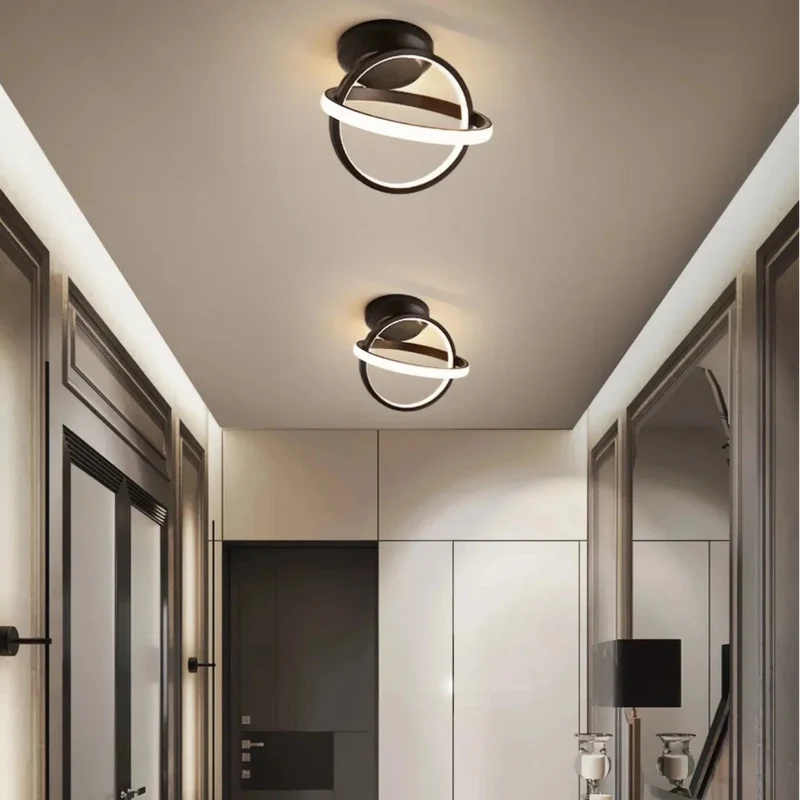 Moderne Deckenleuchte im Ringdesign für den Flur