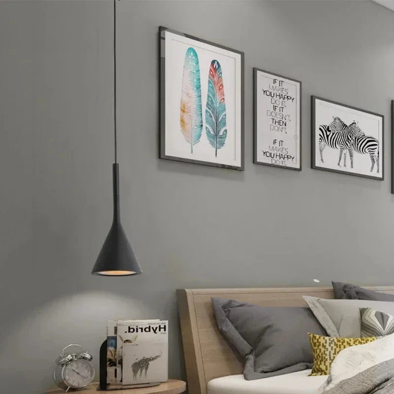 Konische Pendelleuchte aus Aluminium – Elancia