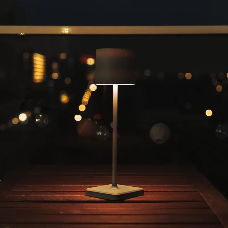 TouchDim wiederaufladbare LED-Tischleuchte – Dimmbar per Touch – Für drinnen und draußen – Grau