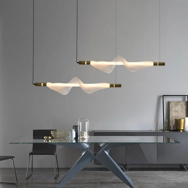 Vielseitige LED-Hängeleuchte im raffinierten, modernen Stil – Virevolte