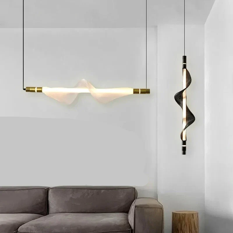 Vielseitige LED-Hängeleuchte im raffinierten, modernen Stil – Virevolte