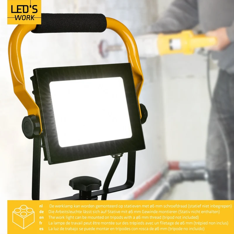 LED Arbeitsleuchte 50W 4.200 Lumen 4000K neutralweiß IP65 Baustrahler tragbar mit Ständer | Bauleuchte Werkstattleuchte Außenbeleuchtung robust spritzwassergeschützt - LED's Work