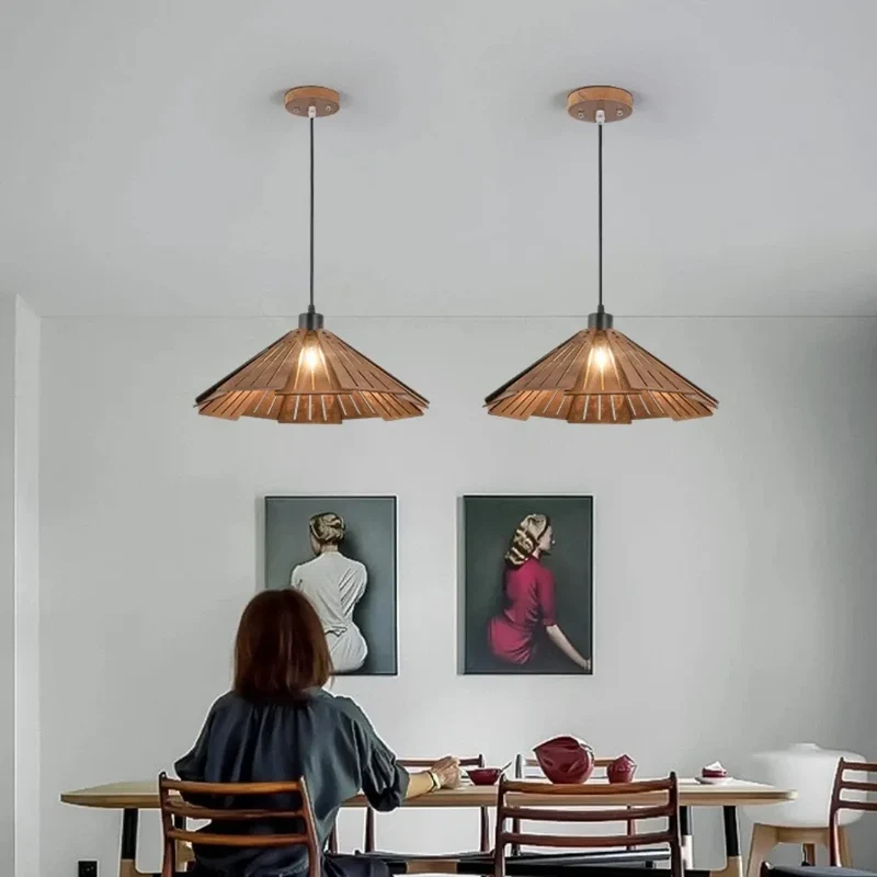 Skandinavische Pendelleuchte aus Holz mit Blumen Design für Esszimmer