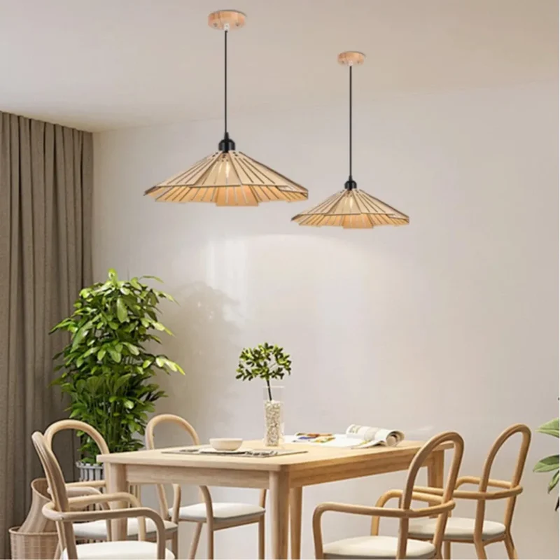 Skandinavische Pendelleuchte aus Holz mit Blumen Design für Esszimmer