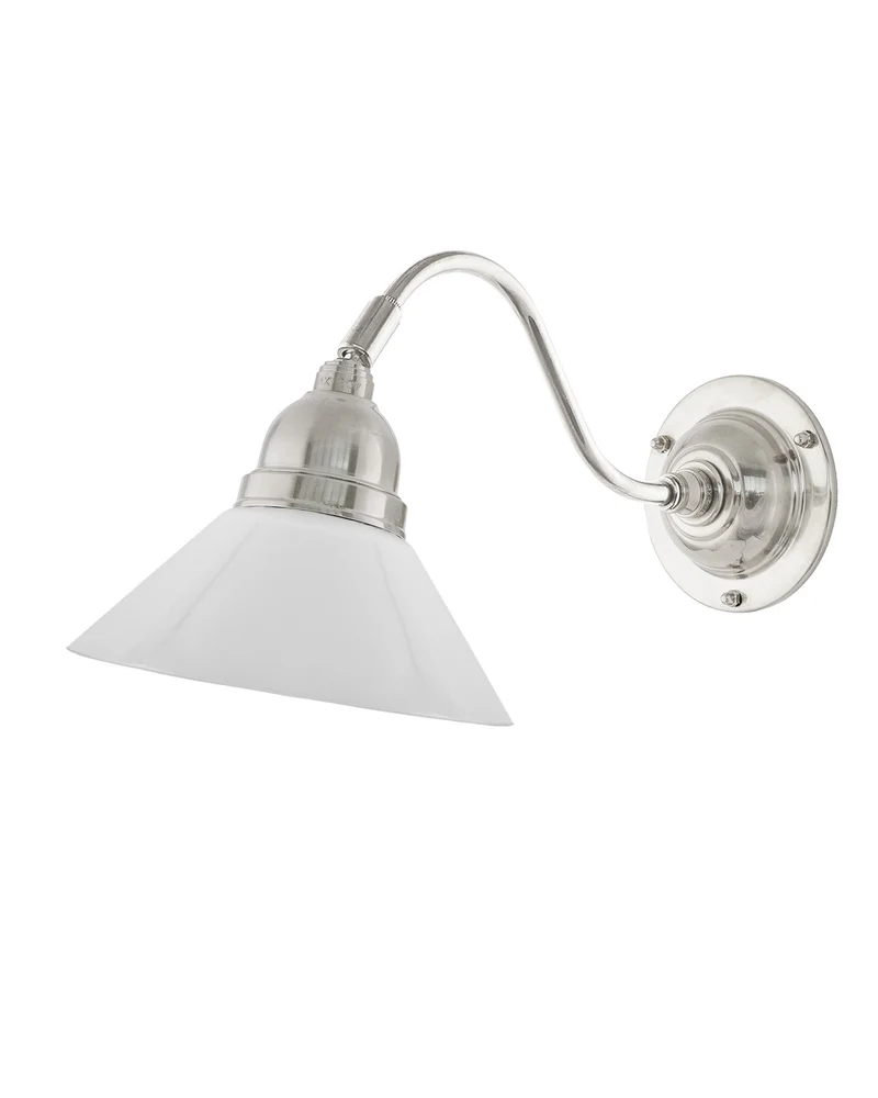 Vägglampa - Runeberg nickel vit skomakarskärm