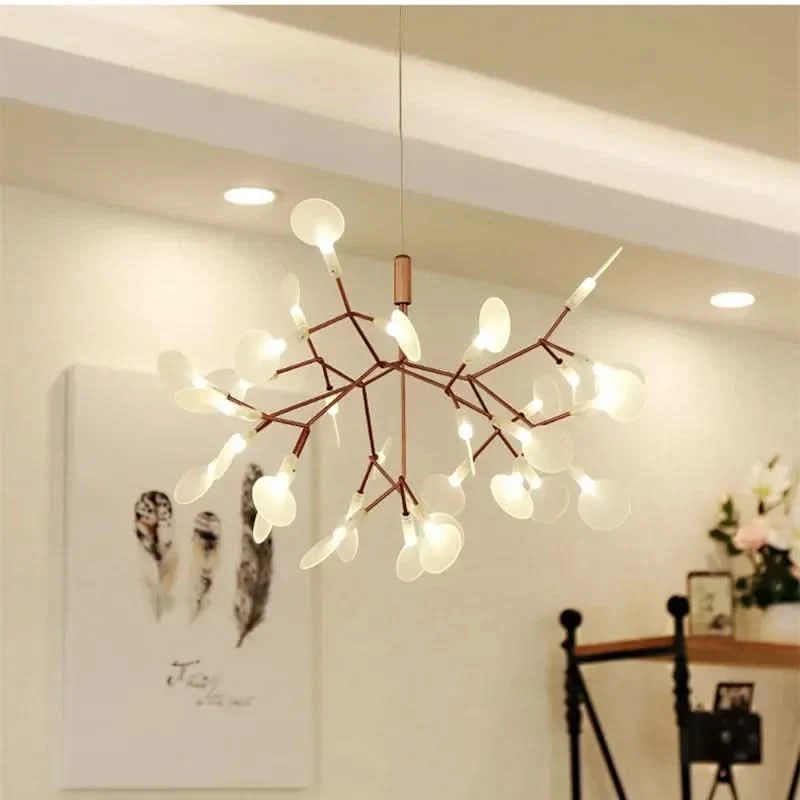 Hängeleuchte mit nordischem Design und Zweig-Motiv – Skulpturales Licht – Firefly