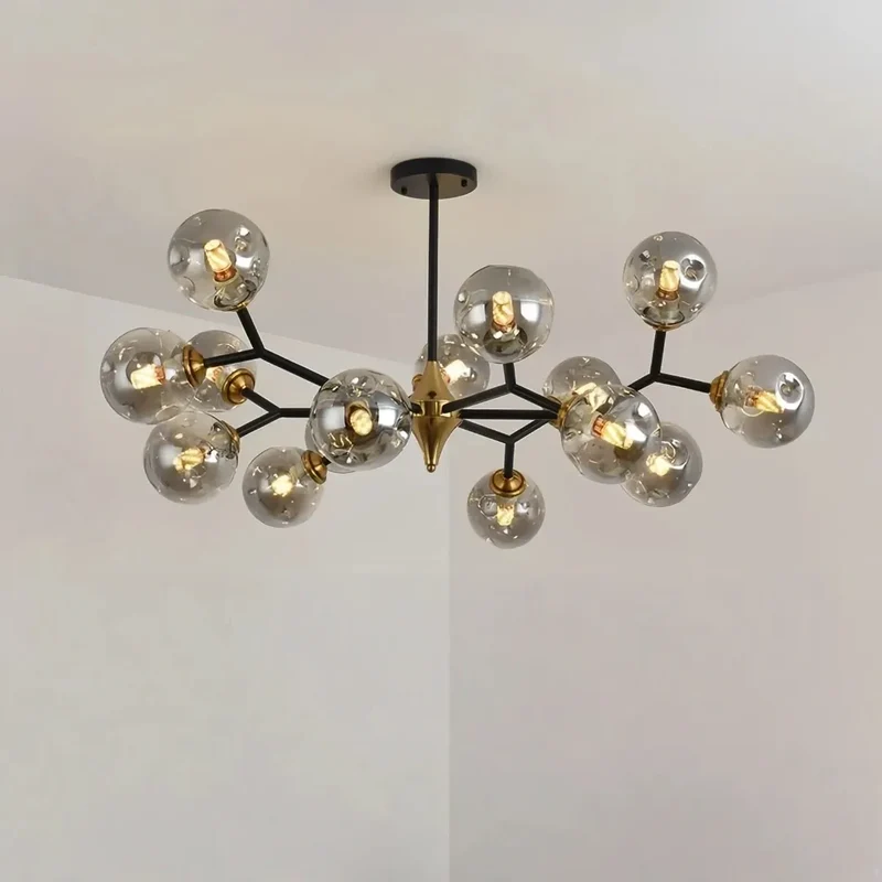 Moderner LED-Kronleuchter mit Glaskugeln für Wohnzimmer