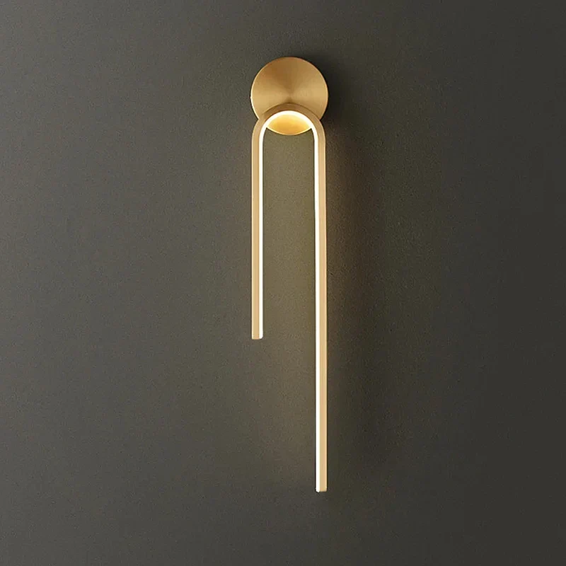 Moderne LED-Wandleuchte aus Metall, nach unten gerichtet – Saline