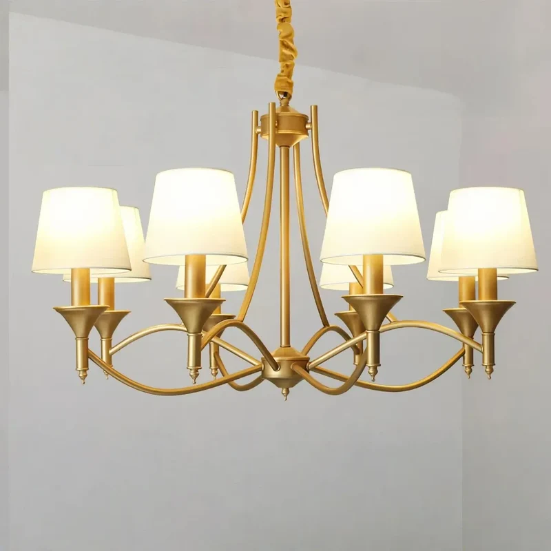Vintage Kronleuchter mit Stoffschirmen, dimmbar, ideal für das Wohnzimmer