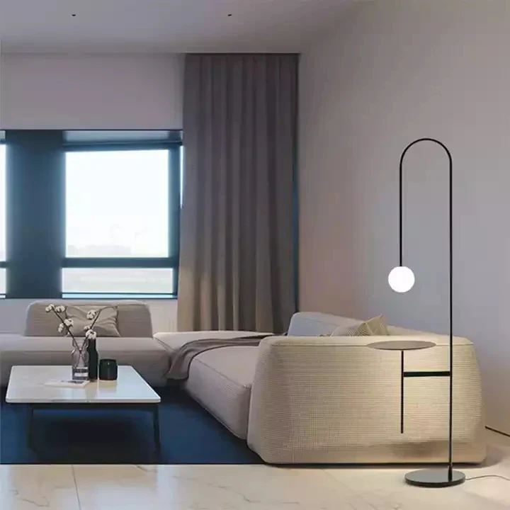 Schlanke Stehlampe im Nordic Chic Stil – Monara