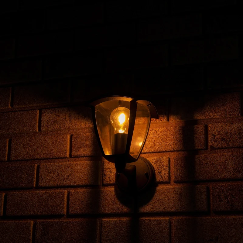Retro-LED-Wandleuchte mit E27-Fassung – Jesi – IP44 – Schwarz