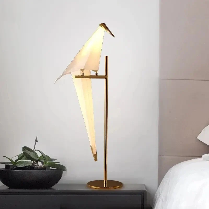 Dekorative Nachttischlampe Papageienform Natürliche Atmosphäre – Ionis