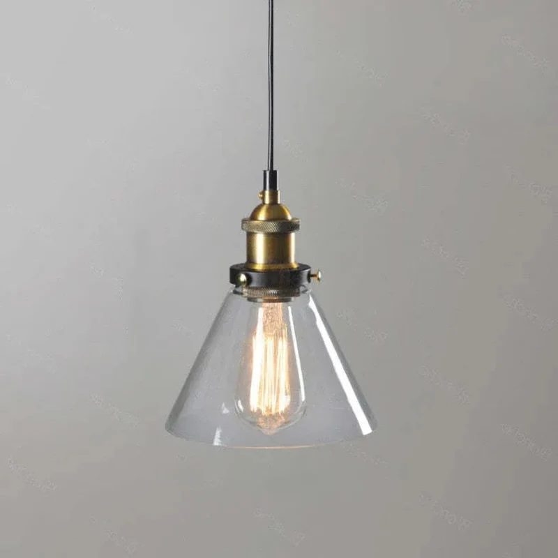 Retro Pendelleuchte aus Glas für den Esstisch