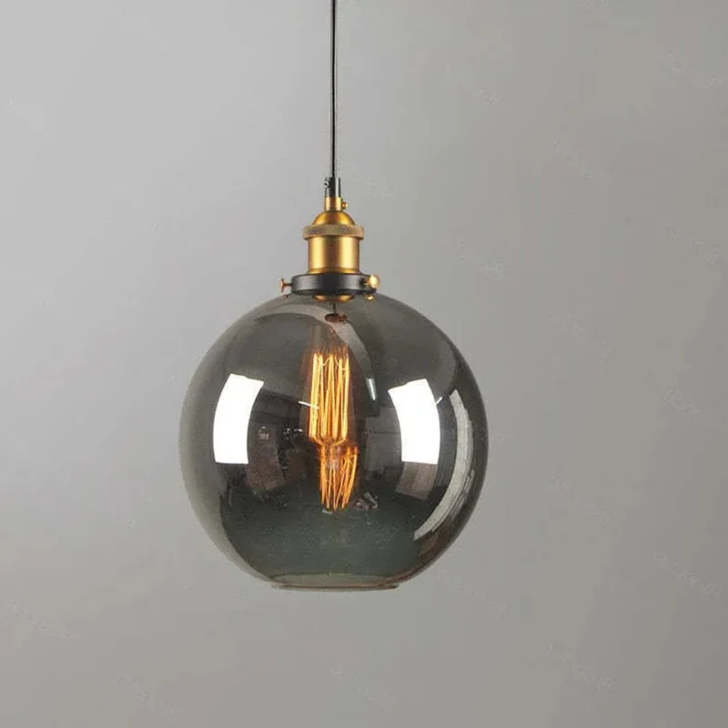 Retro Pendelleuchte aus Glas für den Esstisch