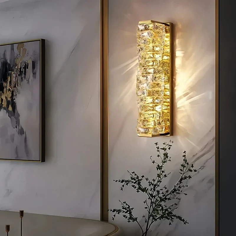 Moderne Wandleuchte aus Kristall für das Schlafzimmer