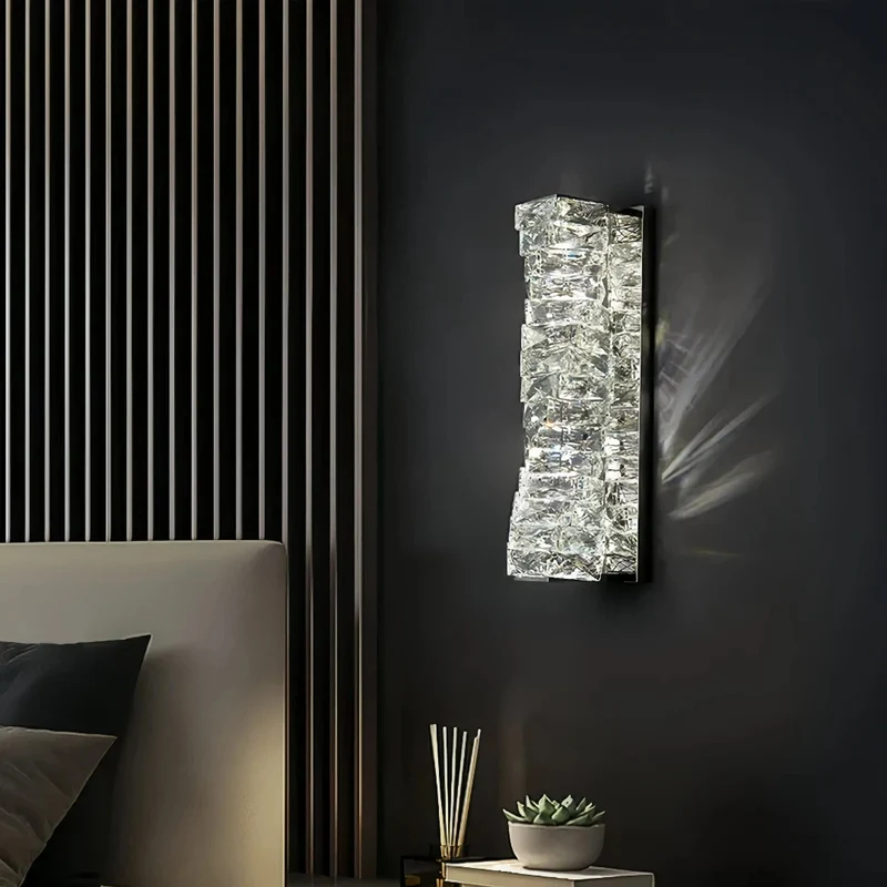 Moderne Wandleuchte aus Kristall für das Schlafzimmer