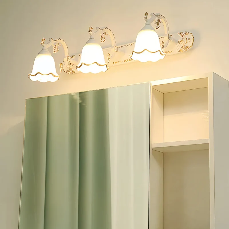 Retro Wandleuchte fürs Bad verstellbar, IP44, Blumen Design