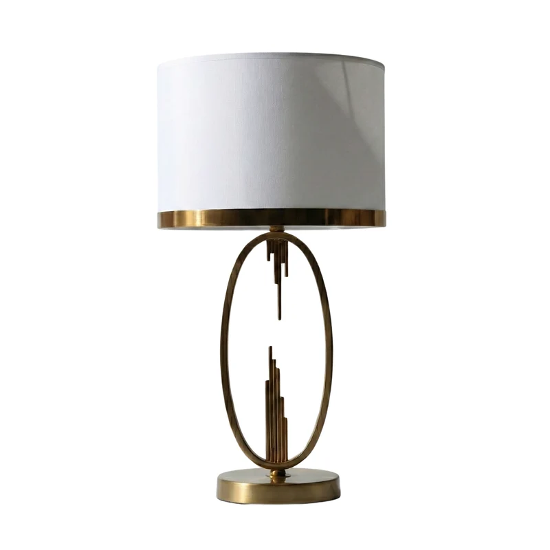 Raffinierte Prestige-Nachttischlampe für gehobene Innenräume – Prestige