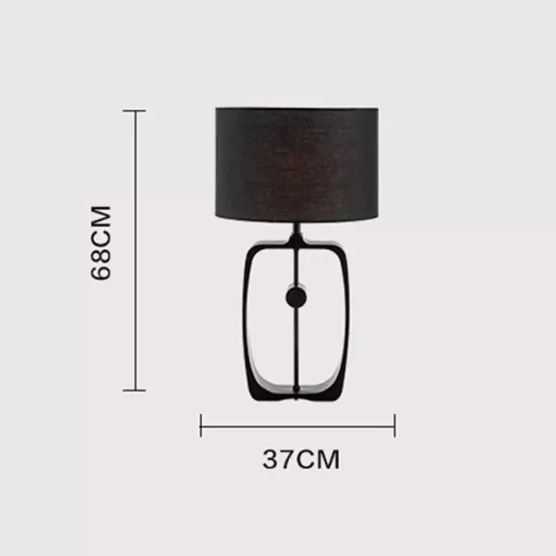 Dekorative Schwarzmetall-Lampe mit schlichtem, modernem Design – Milan Lux