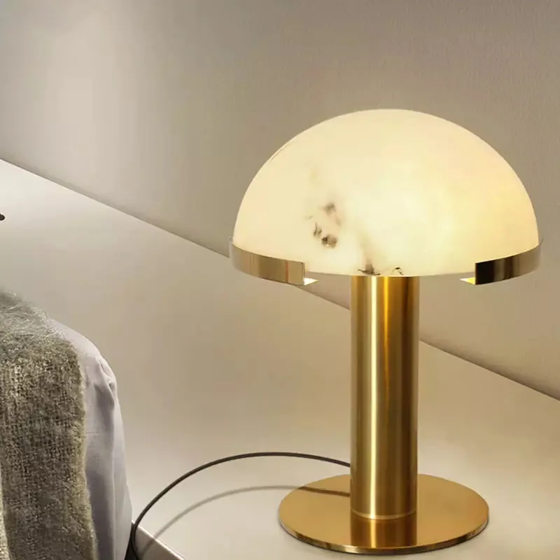 Luxus-Nachttischlampe mit Design und visuellem Komfort – Aura Lounge