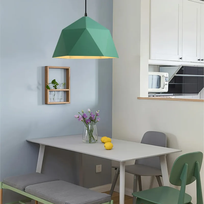 Moderne Pendelleuchte für Esszimmer aus Metall
