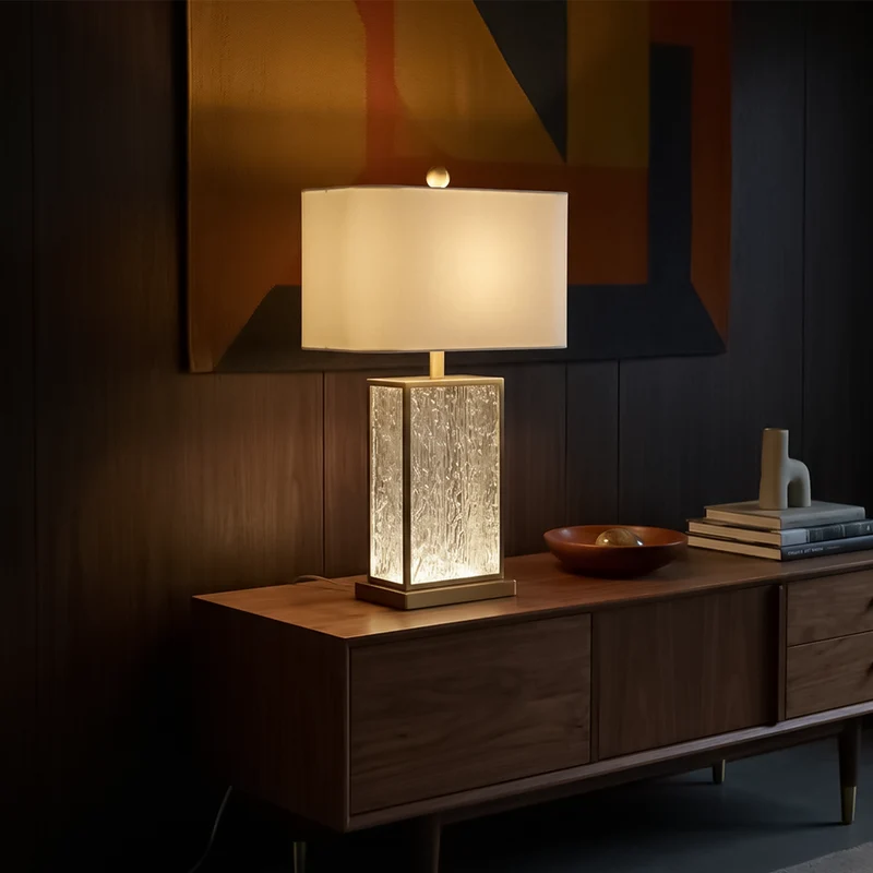 Nomadische Nachttischlampe im nordischen Stil & Einstellbare Beleuchtung – Nordic Glow