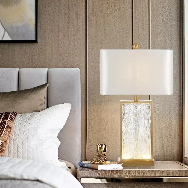 Nomadische Nachttischlampe im nordischen Stil & Einstellbare Beleuchtung – Nordic Glow