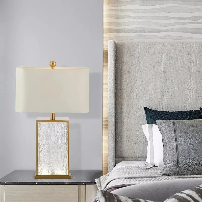 Nomadische Nachttischlampe im nordischen Stil & Einstellbare Beleuchtung – Nordic Glow