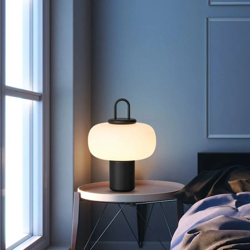 Nachttischlampe im Retro-Camping-Stil Eleganz – Manhattan Beam