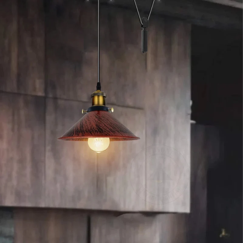 Höhenverstellbare Vintage Pendelleuchte mit Flaschenzug ~3188