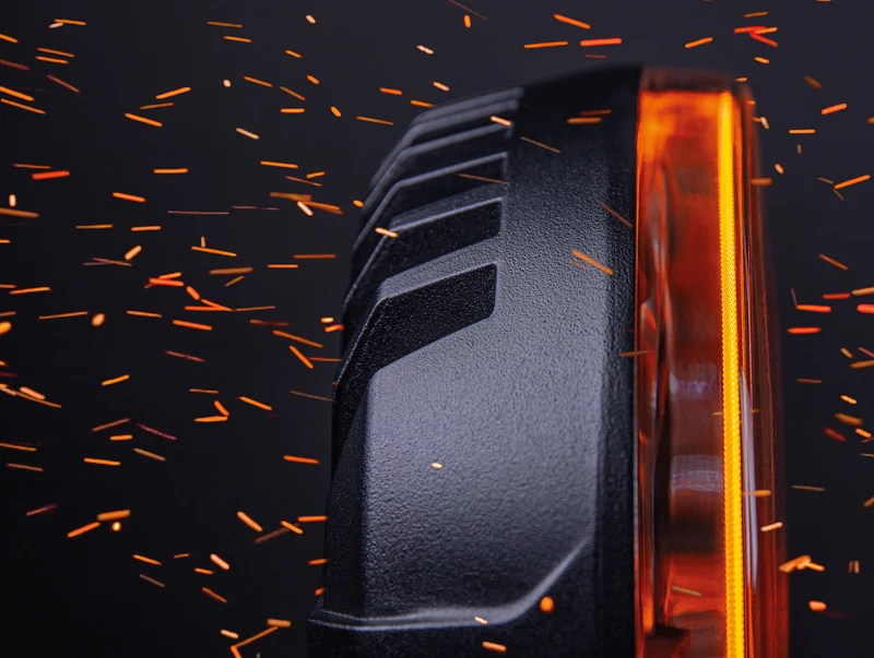Strands Firefly LED-Fahrlicht / 9"