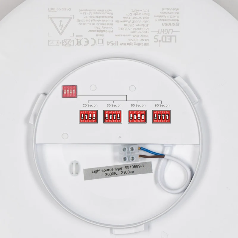 LED Deckenleuchte 18W 2160lm 3000K warmweiß IP54 Weiß - LED's Light