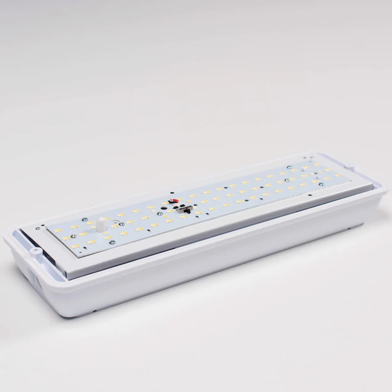 MultiLED Feuchtraumleuchte IP65 Bewegungssensor Lichtfarbe und Dimmung einstellbar schlagfest IK09 - LED's Light Pro