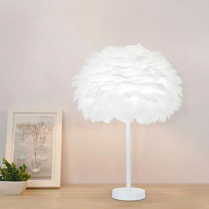 Feather Table Lamp Minimalist Bloom, All White