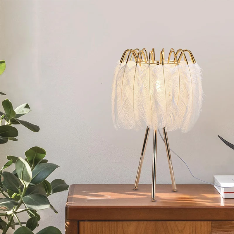 Feather Table Lamp Nordic Style Tripod Wire, White