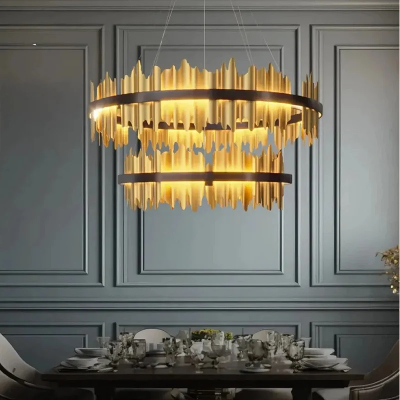 Design-Pendelleuchte in Ringform in Schwarz-Gold für das Wohnzimmer