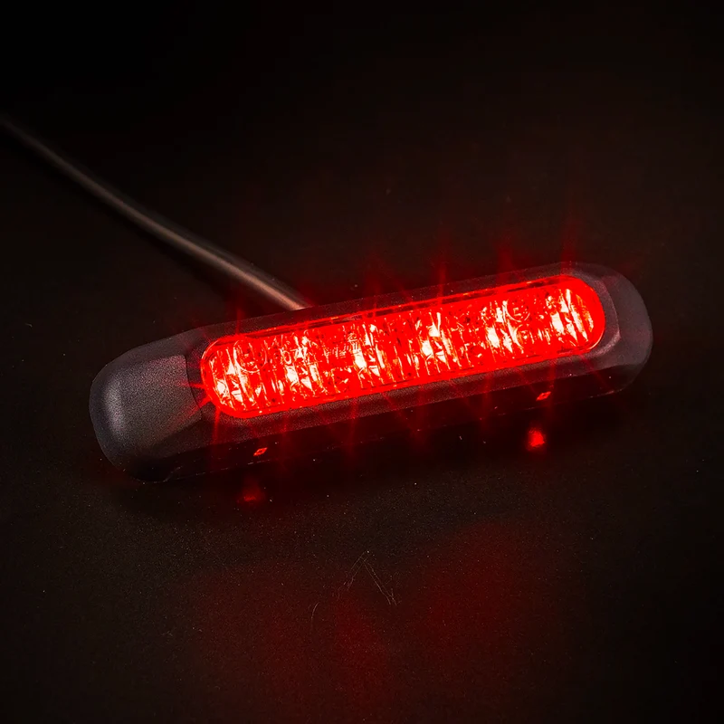 Fristom LED-Blitzlicht mit dunkel getönter Linse / Rot