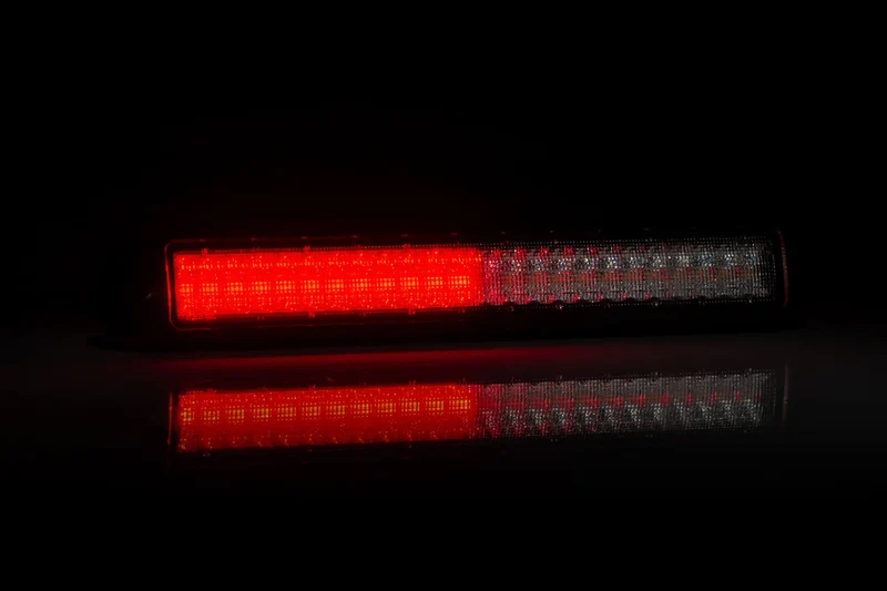 Fristom-Rücklichtleiste mit Brems-, Rück- und Blinker