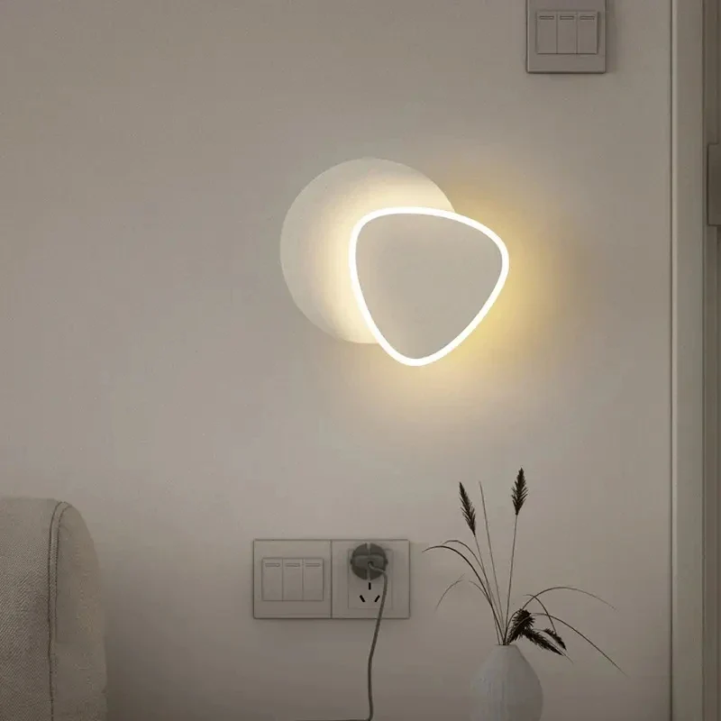 Minimalistische Wandleuchte mit moderner Atmosphäre – Verstellbar – Reflexia