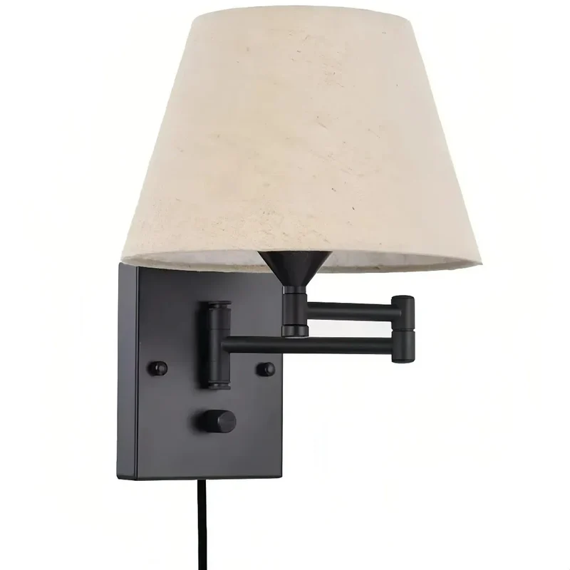 Moderne Wandleuchte fürs Schlafzimmer mit Stoffschirm und verstellbarem Arm, dimmbar