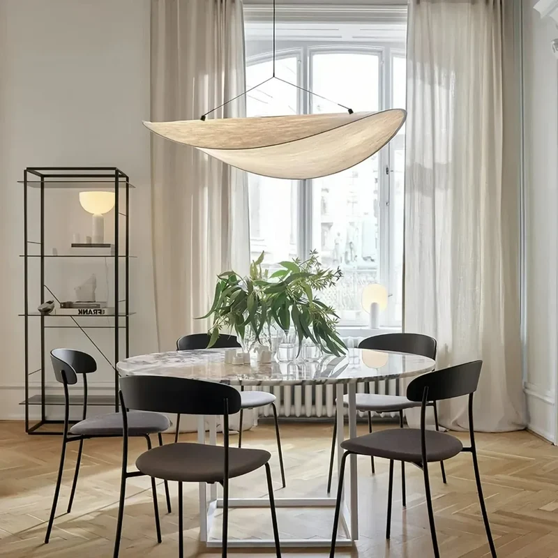 Pendelleuchte aus Seide im Wabi Sabi Design für Esszimmer