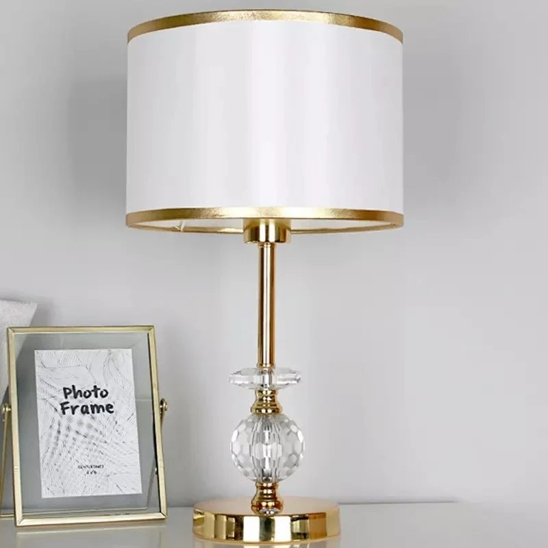 Zeitlose Designlampe, dezenter und moderner Luxus – Zyra