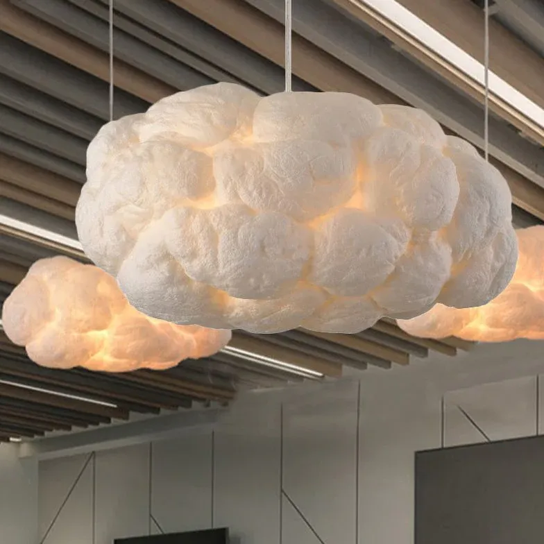 Skandinavische Wolken-Pendelleuchte fürs Kinderzimmer in Weiß