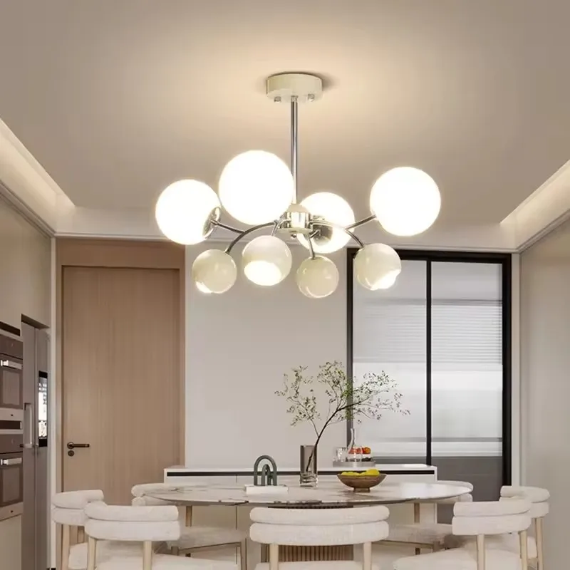 Deckenleuchte Fluid aus Metall & Glas mit warmem Halo – Vent Solaire