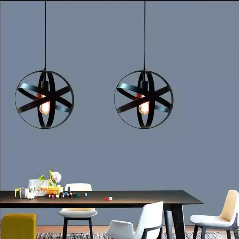 Retro-Hängeleuchte im Laternen-Stil mit intimer Lichtverteilung – Crépusculaire