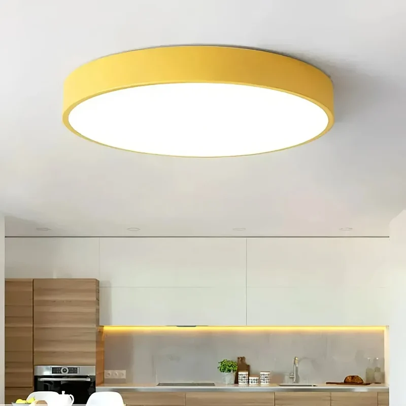 Runde LED-Deckenleuchte flach in Pastellfarben für Schlafzimmer