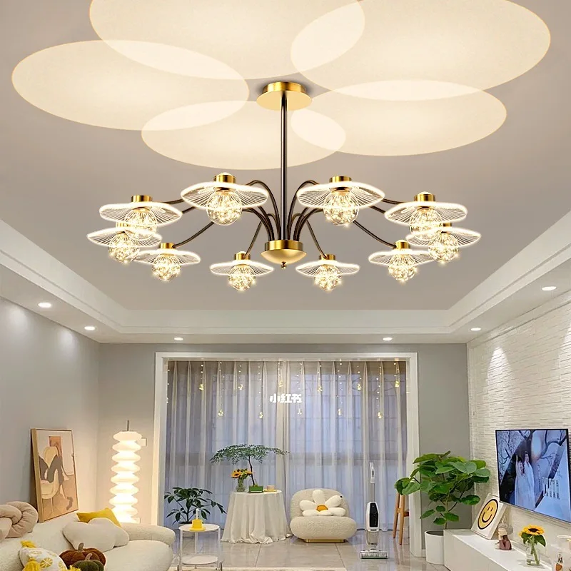 Deckenleuchte mit Goldfinish aus Opalglas & Warmes Licht – Lueur d'Or