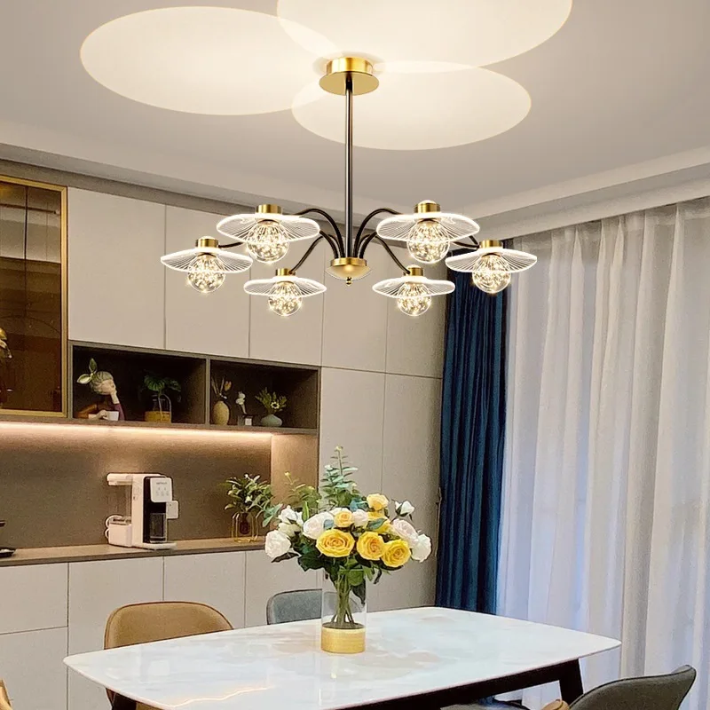 Deckenleuchte mit Goldfinish aus Opalglas & Warmes Licht – Lueur d'Or