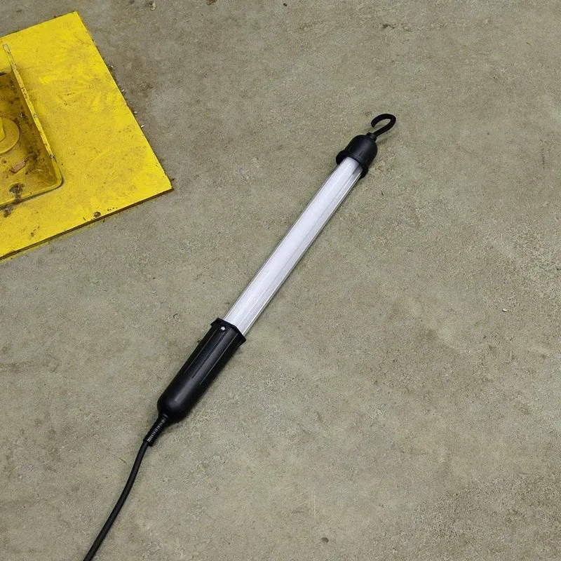 LED-Stableuchte 4W kaltweiß 5m Anschlusskabel - LED's Work